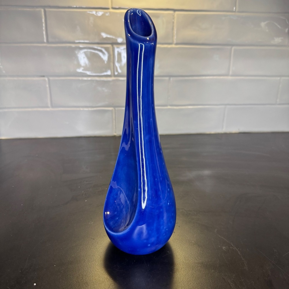 Studio Art Pottery Bud Vase Vintage 10in Cobalt Blue Signed DD 78 MCM Teardrop